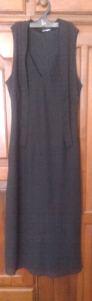 Vendo vestido negro talle M