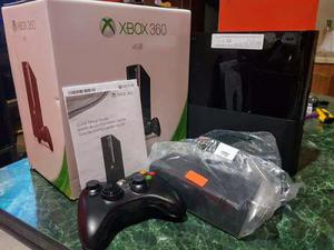 Xbox 360 4gb + Joystick