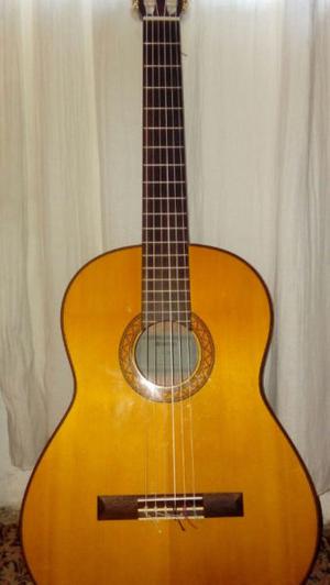 Guitarra Yamaha C70