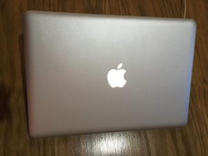 Macbook Pro Igb - 4gb - Impecable Igual A Nueva!