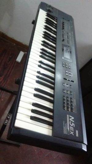 Teclado Korg N5 EX