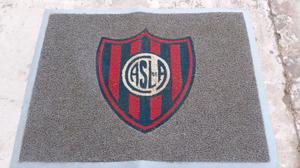 Alfombra con logo san lorenzo