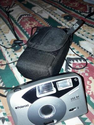 Cámara De Fotos Polaroid 252bv 35mm