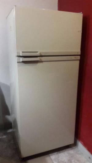 Heladera con freezer, philips whirlpool tropical, 360