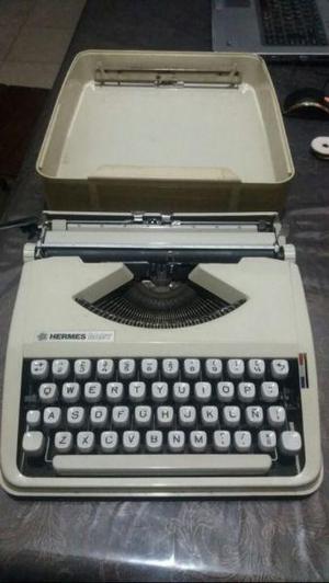 Máquina de escribir Hermes Baby