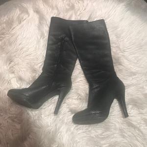 Prüne Botas altas cuero negra Talle 36