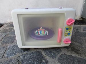 Microondas de plástico para jugar, marca Calesita!!, muy