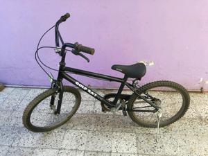 Bicicleta Pequeña para niños sin uso (aparente)