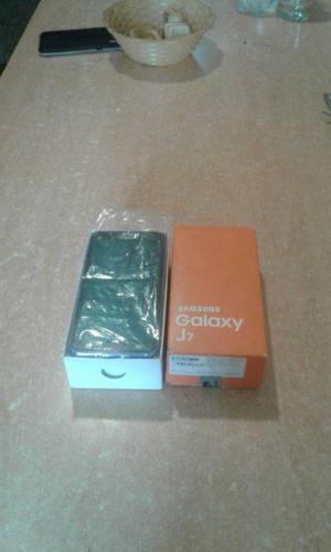 J7 PRIME 2016 LIBERADO EN CAJA MICRO SD 16 GB