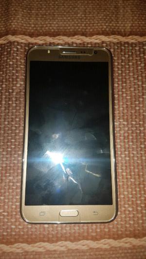 Vendo celular j liberado!!!