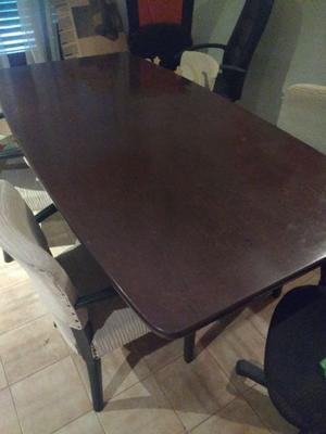 Vendo mesa y sillas