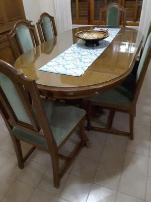 Mesa y sillas comedor