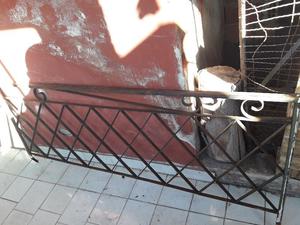 Reja antigua balcon de 61 x 178 cm