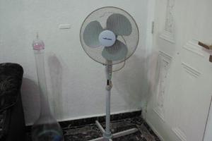 VENTILADOR DE PIE TOP HOUSE