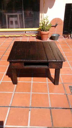 Mesa Ratona Rústica de Madera