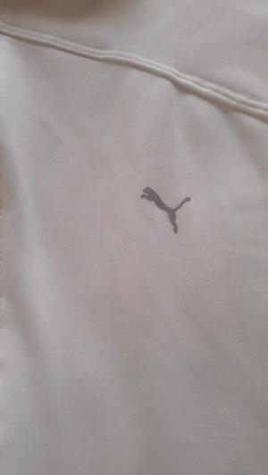 Campera Puma color blanca