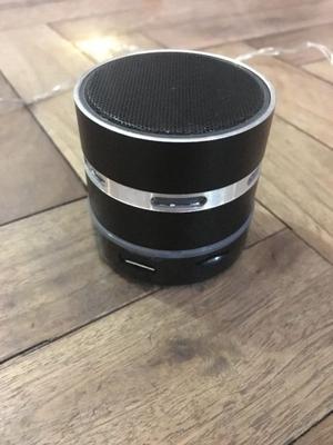 Parlante Bluetooth chiquito