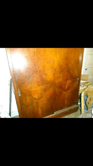 VENDO URGENTE mueble antiguo de madera