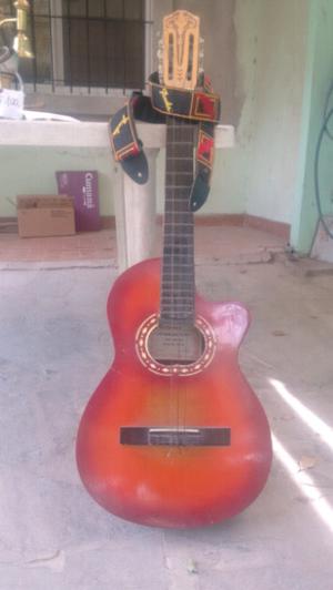 Vendo guitarra criolla