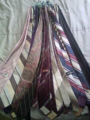 12 corbatas primera marca
