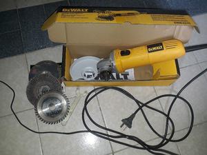 Amoladora dewalt 700w