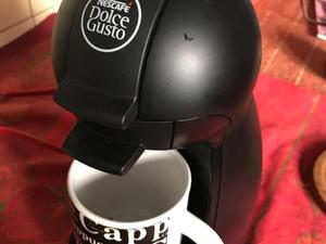 Cafetera Dolce Gusto