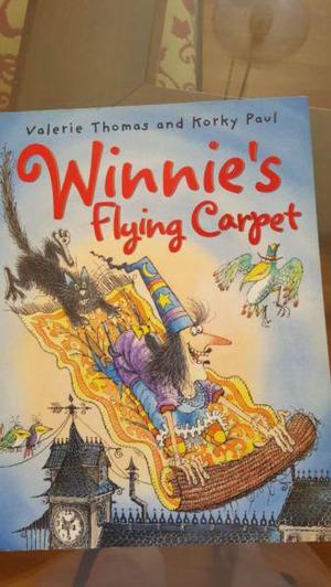 Libro Inglés Winnie´s Flying Carpet. Oxford University