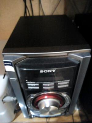 Vendo o permuto minicomponente sony mhc ec68 exelente estado