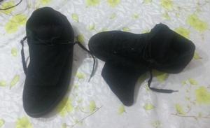 Zapatillas De Gamuza Negras