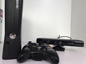 Xbox 360 Slim 4gb (no chipeada) 2 joysticks kinetic 4 juegos