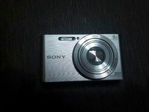 Camara Digital Sony DSCW830