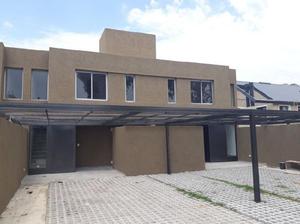 HERMOSO DUPLEX 3 DORM EN CLAROS DEL BOSQUE