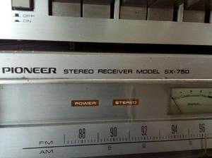 Vendo amplificador Pioneer SX 750