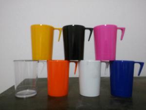 Vendo vasos de varios colores