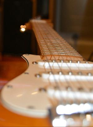 Fender Stratocaster  original (NO SQUIER) MIM -