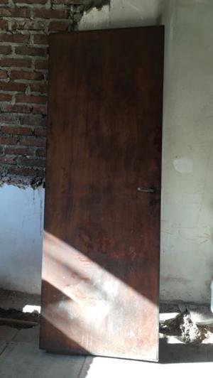 Puerta ciega de madera USADA