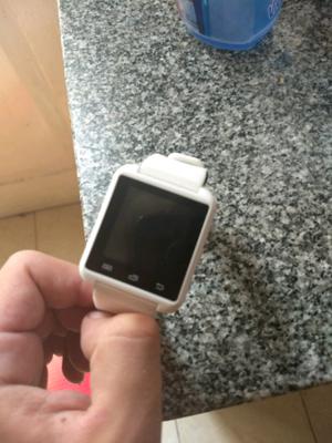 Reloj smartwatch como nuevo