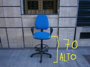 silla alta con ruedas