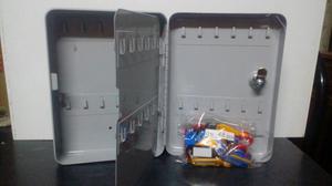 Caja de seguridad o cofre y porta llaves