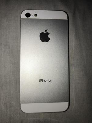 Iphone 5 16gb para repuesto. No funciona