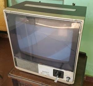 Tv antiguo para decorar