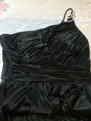 VENDO vestido negro