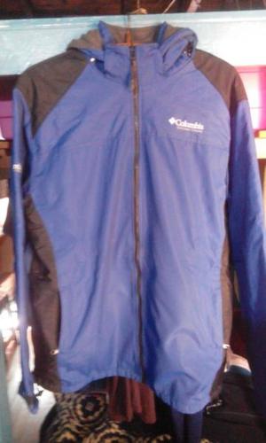 campera columbia frizada con capucha xl, usada........