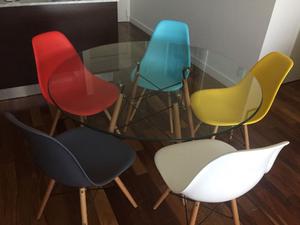 Mesa Eams + 5 sillas de colores