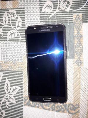 Vendo Samsung Galaxy j7 2015 4g