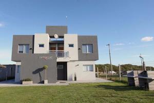 Duplex en Quequén a Estrenar Frente al Mar. Código 197.