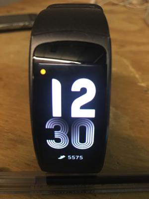 Excelente Samsung gear fit 2