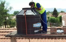 Limpieza de tanques de agua, también cisternas, trabajos de