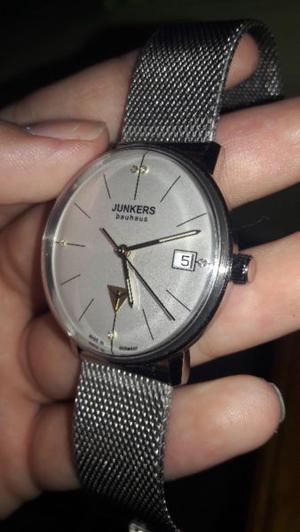 Reloj Junkers Bauhaus. Waterresistant. Made in Germany.