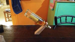 Soporte de madera para vinos